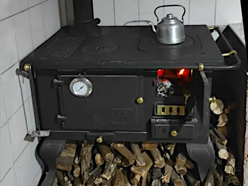 Cocina a leña tradicional
