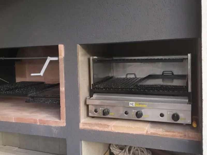 Parrilla a agas NE