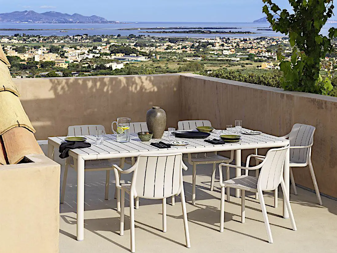 Mesa Tevere de Nardi