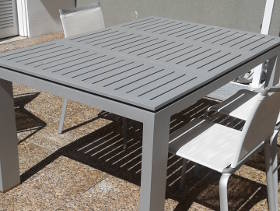 Mesa APOLLO de 1.50 x 1.00 m. con sillas JUNO